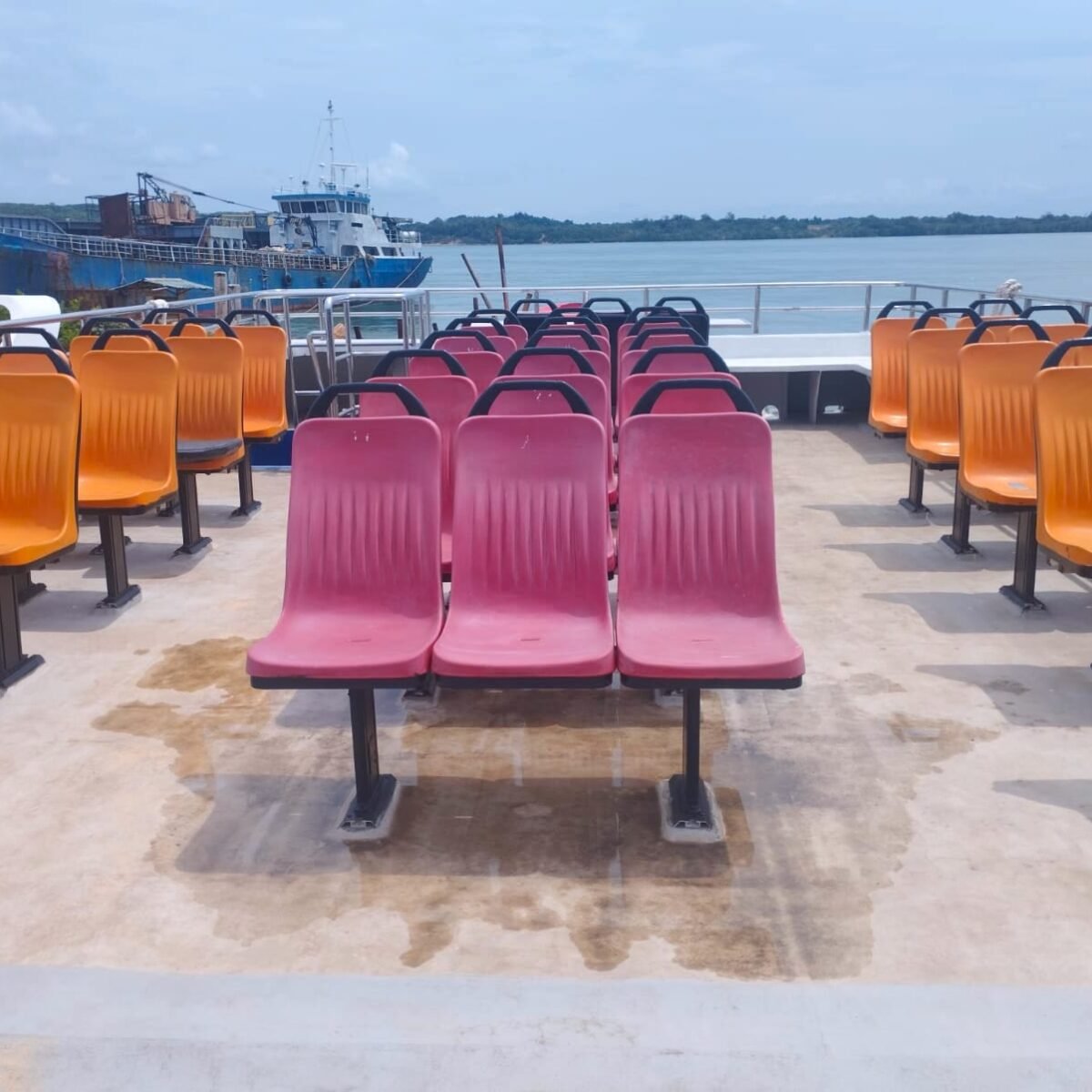 marina-deck-1 niko natalia 89 deck seat